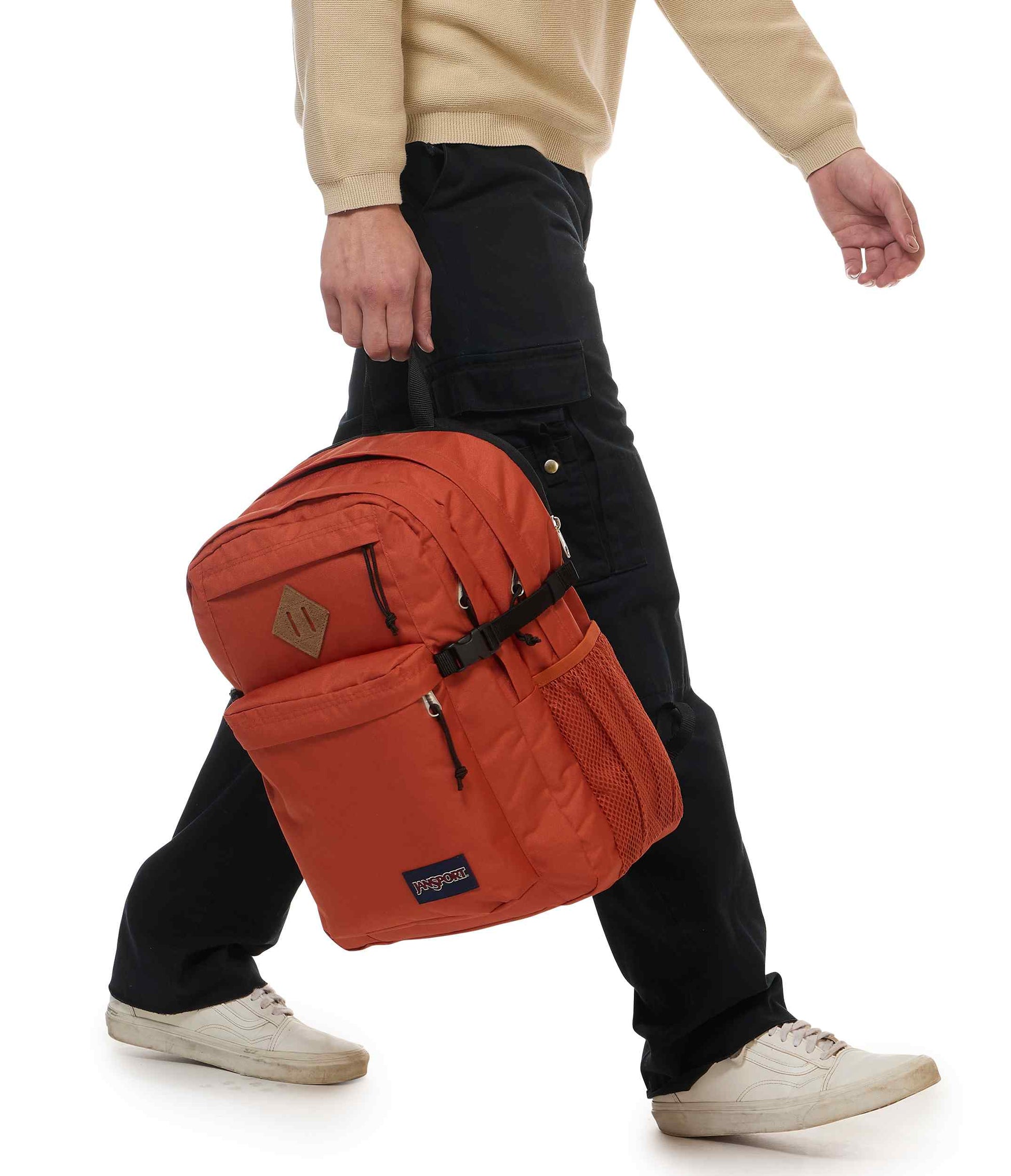 Main Campus - Dune Red | JanSport Europe