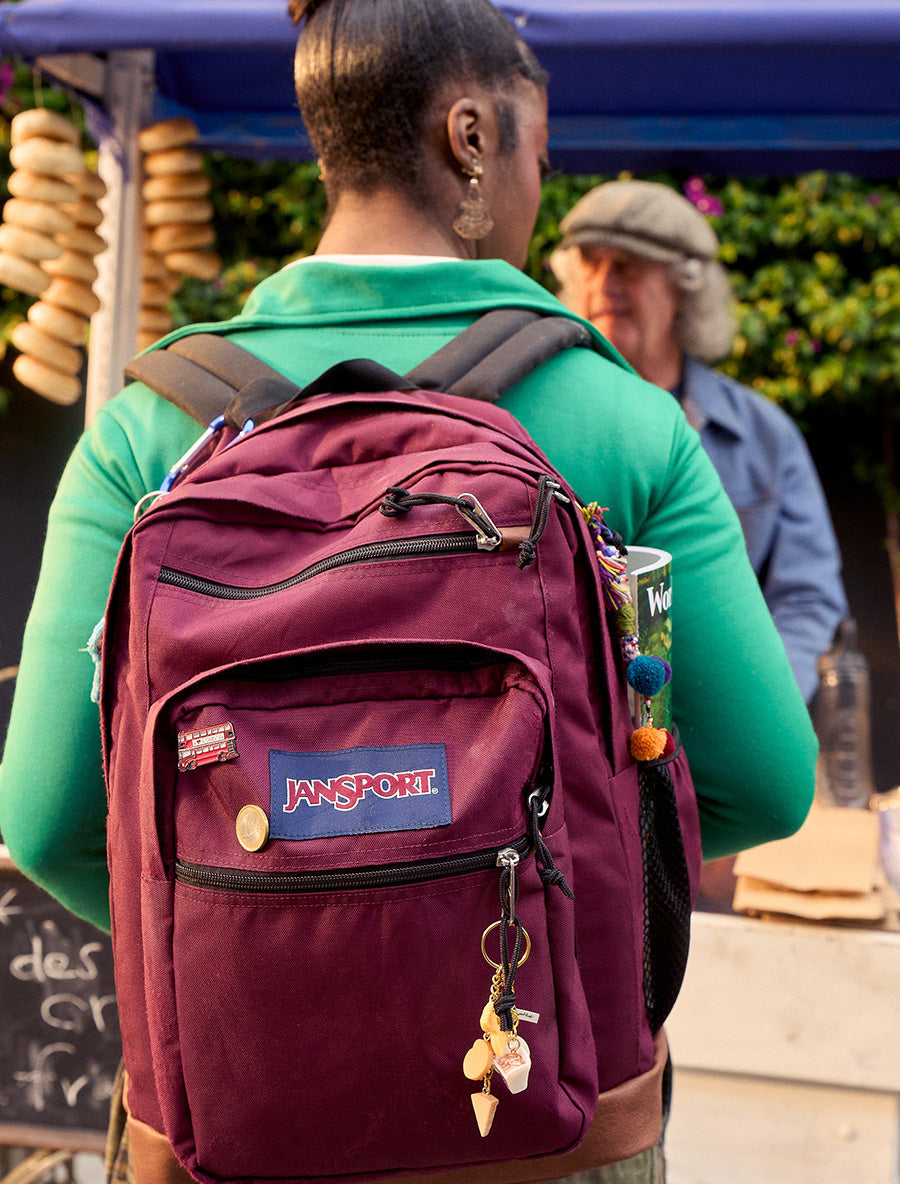 jansport backpack uk Cross Town Plus 15" Laptop 16.5 x 12.5 x 5.5 in (42 x 32 x 14 cm) JanSport Big Student Backpack -